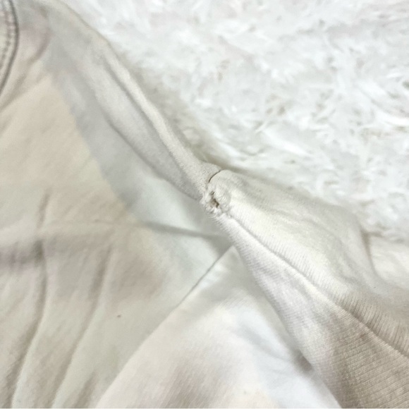 Vintage 90s Sweater Material Crew Neck Tee size L
sailing club - Picture 4 of 6